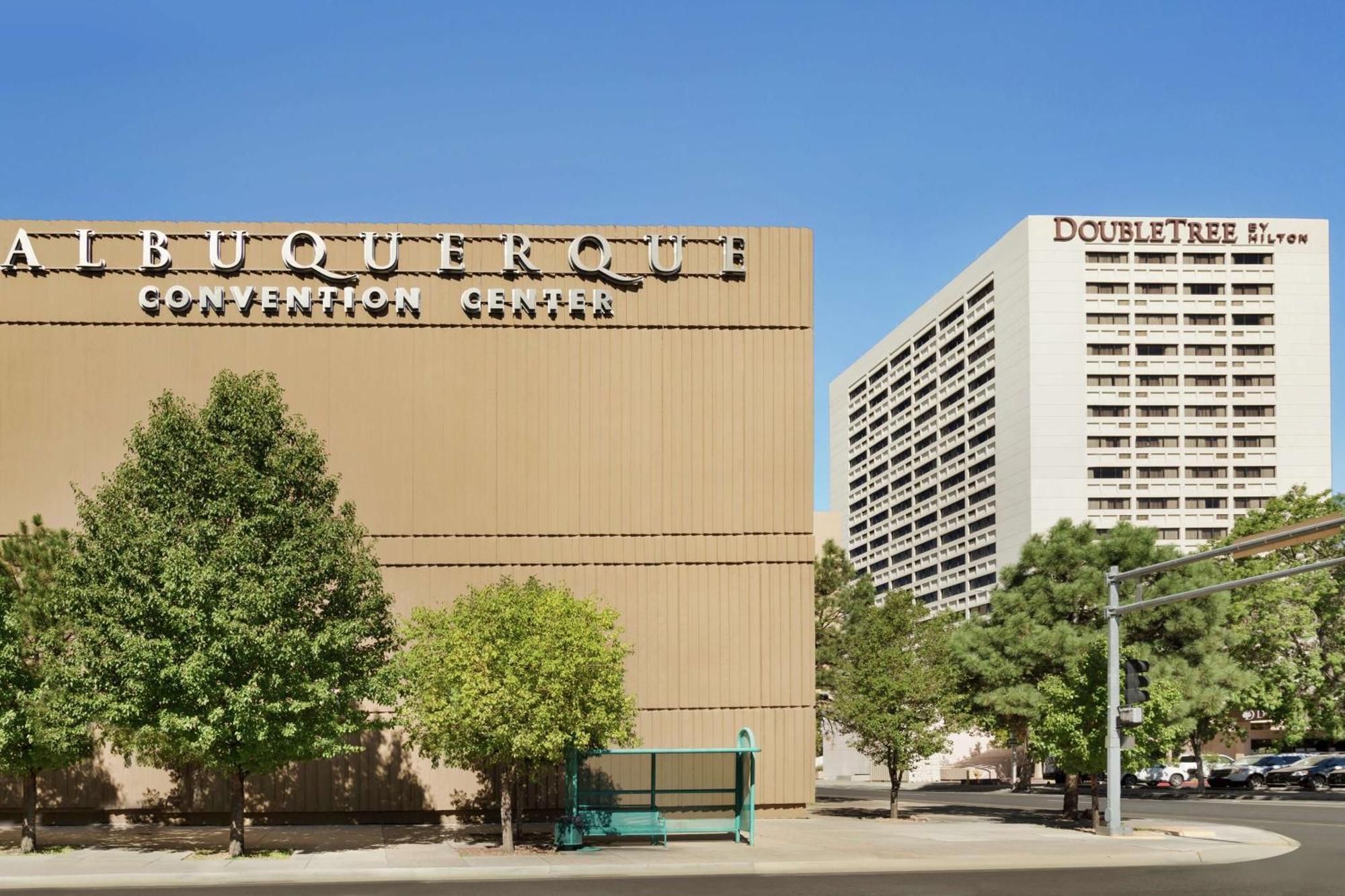 Doubletree By Hilton Hotel Альбукерке Экстерьер фото